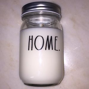Rae Dunn Candle ❤️